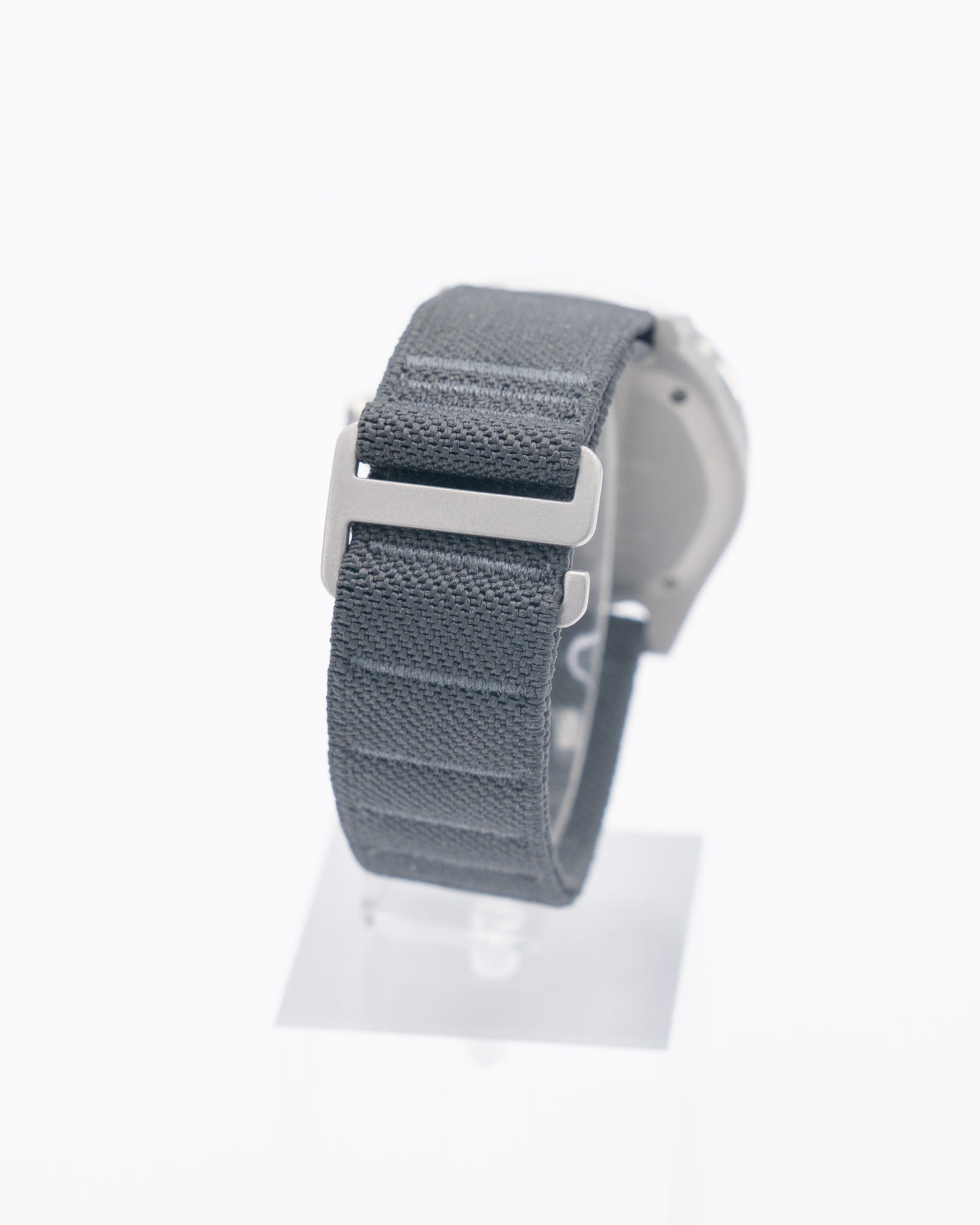 Kollokium 40mm Projekt 01 Variant E Brutalist 2025