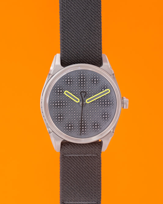 Kollokium 40mm Projekt 01 Variant E Brutalist 2025