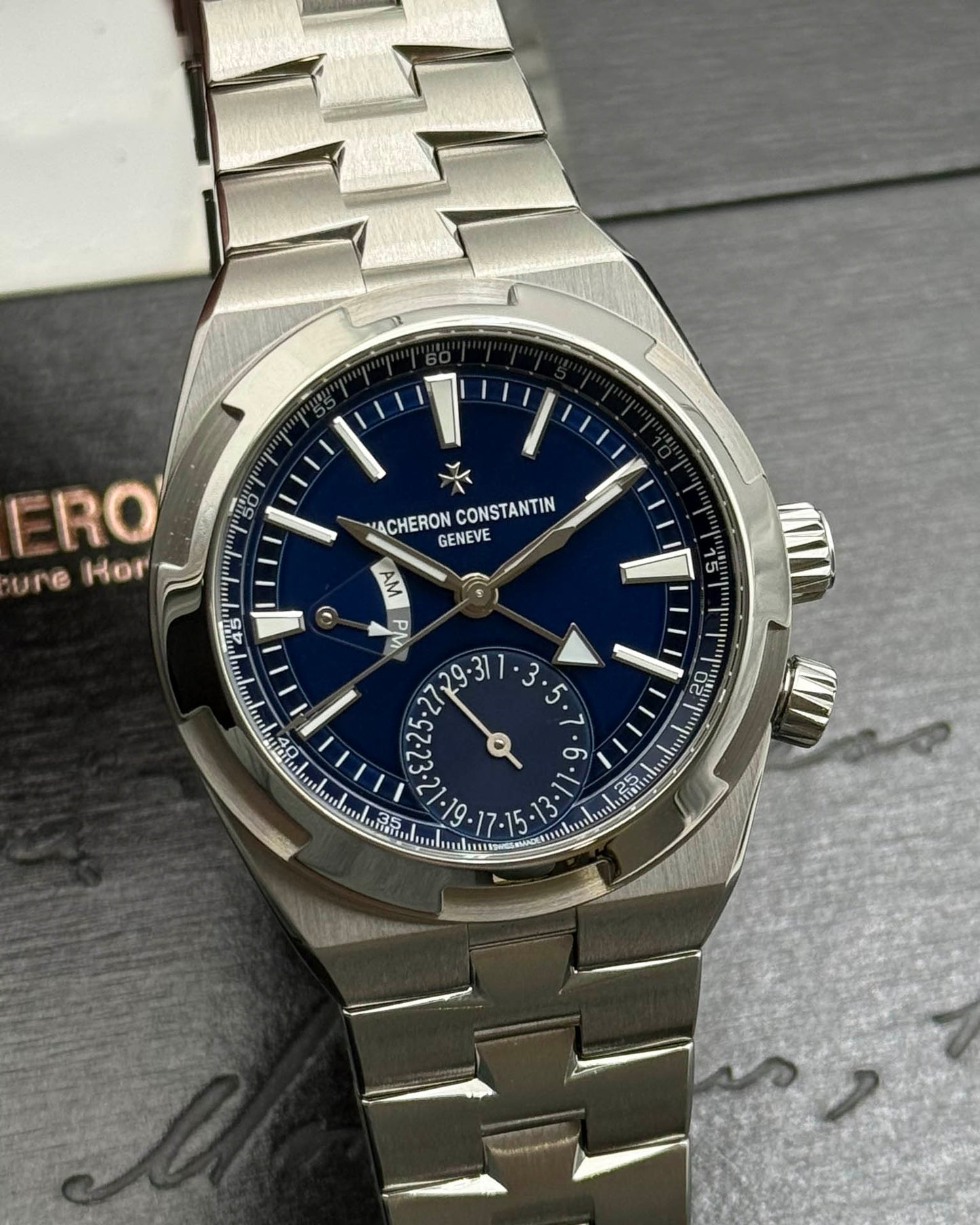 Vacheron Constantin Overseas 7900V/110A-B334 Dual Time Blue 2018