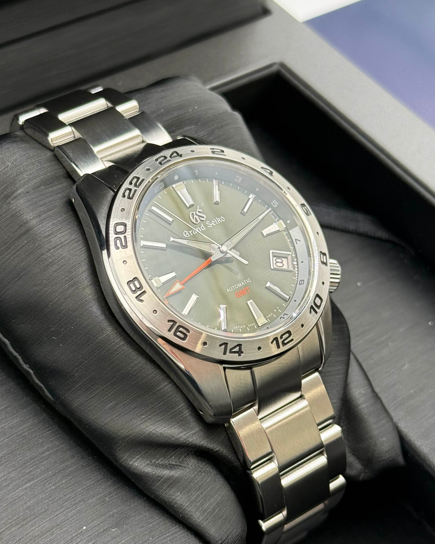 Grand Seiko Sport Collection 40.5mm SBGM247 Green Automatic GMT 2022