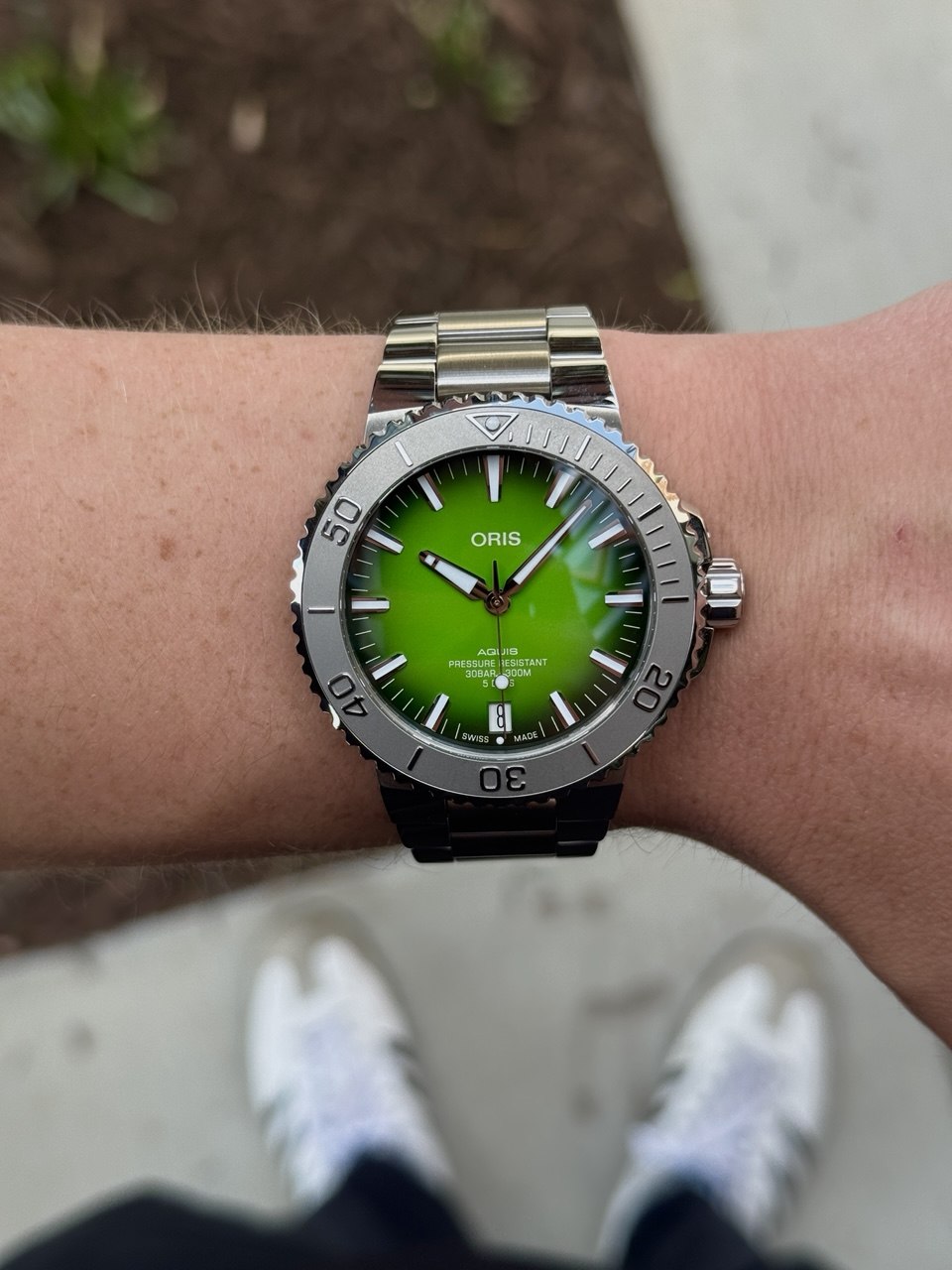 Oris Aquis Date 43.5mm 01 400 7763 4117 Payoon Limited Edition 1/250 Green Dial