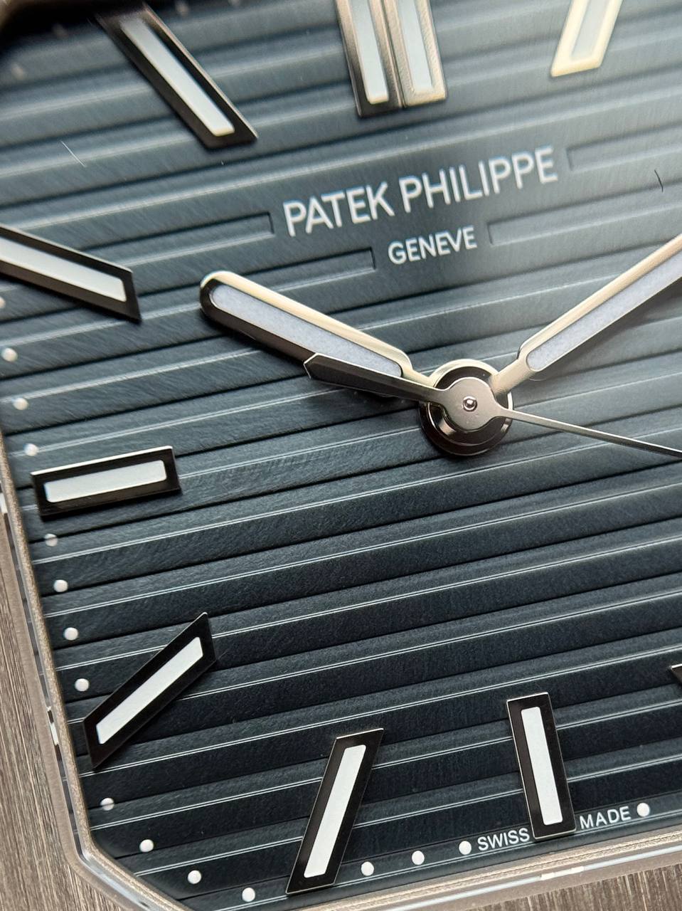 UNWORN Patek Philippe Cubitus 40mm 7128/1G White Gold Blue Dial 2025