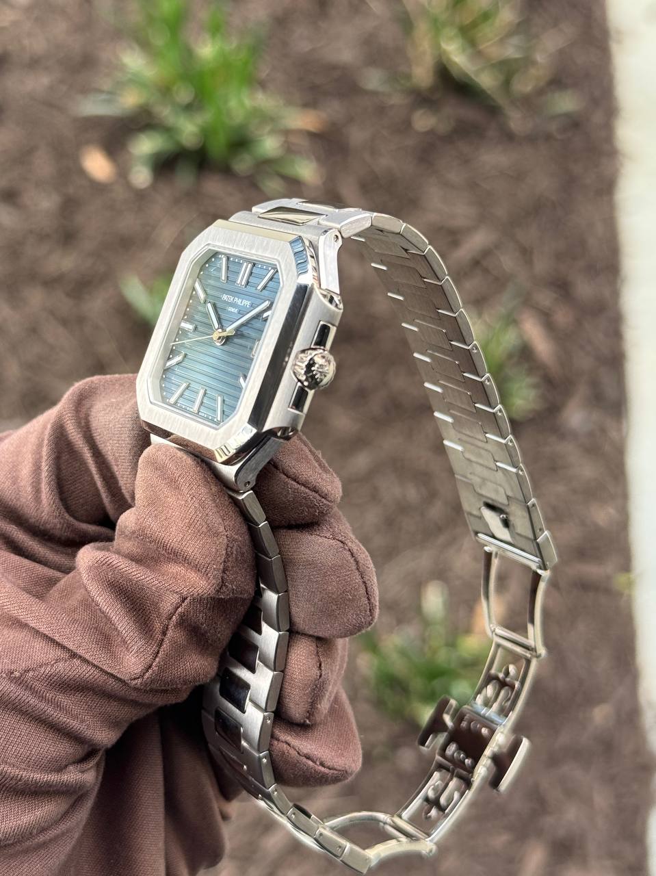 UNWORN Patek Philippe Cubitus 40mm 7128/1G White Gold Blue Dial 2025