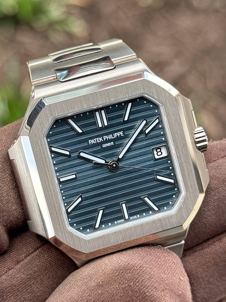 UNWORN Patek Philippe Cubitus 40mm 7128/1G White Gold Blue Dial 2025