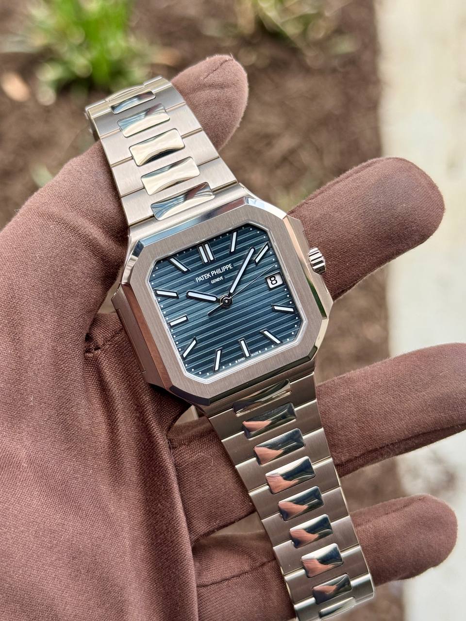 UNWORN Patek Philippe Cubitus 40mm 7128/1G White Gold Blue Dial 2025