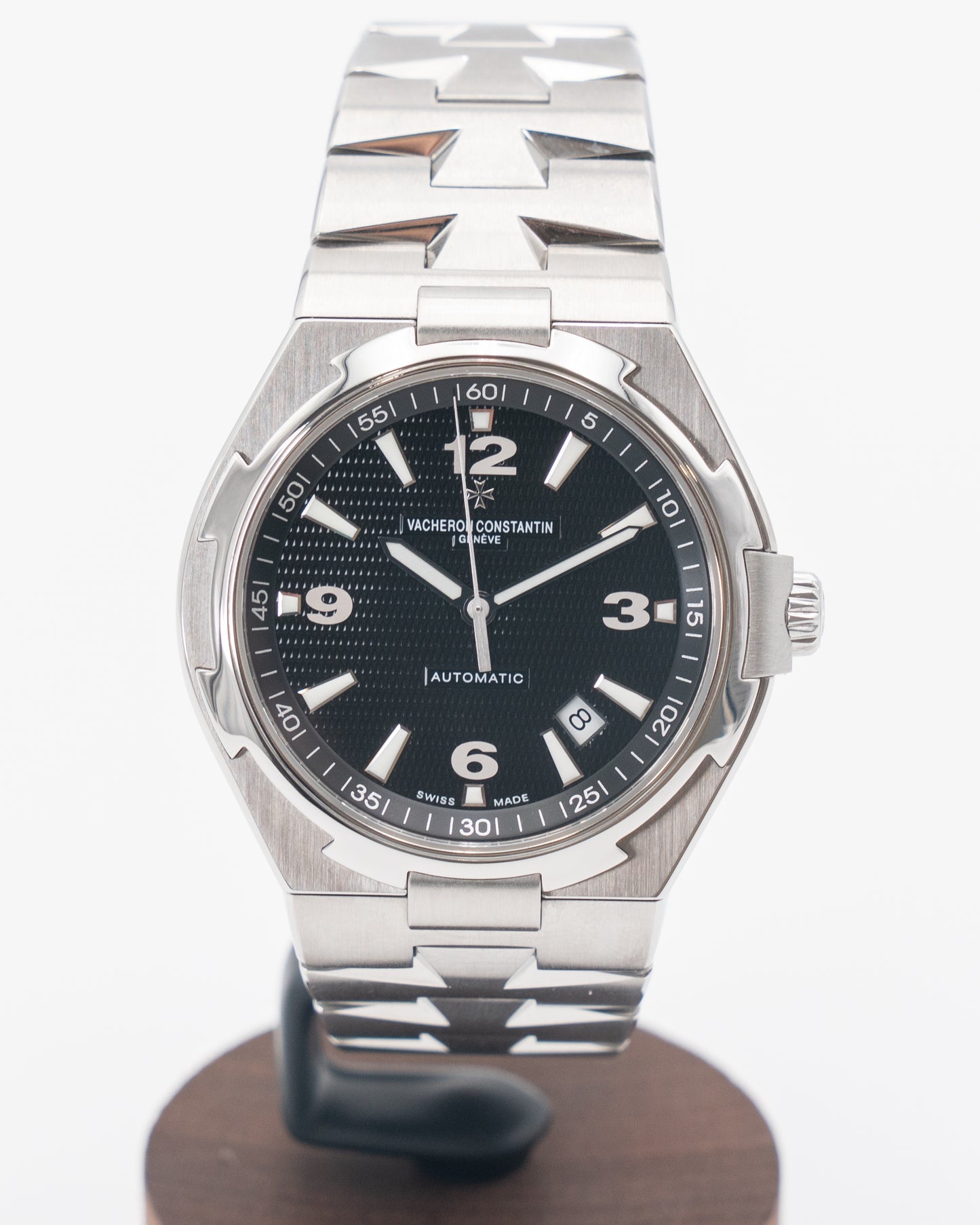 Vacheron Constantin Overseas 42mm 47040/B01A-9094 Black Stainless Steel