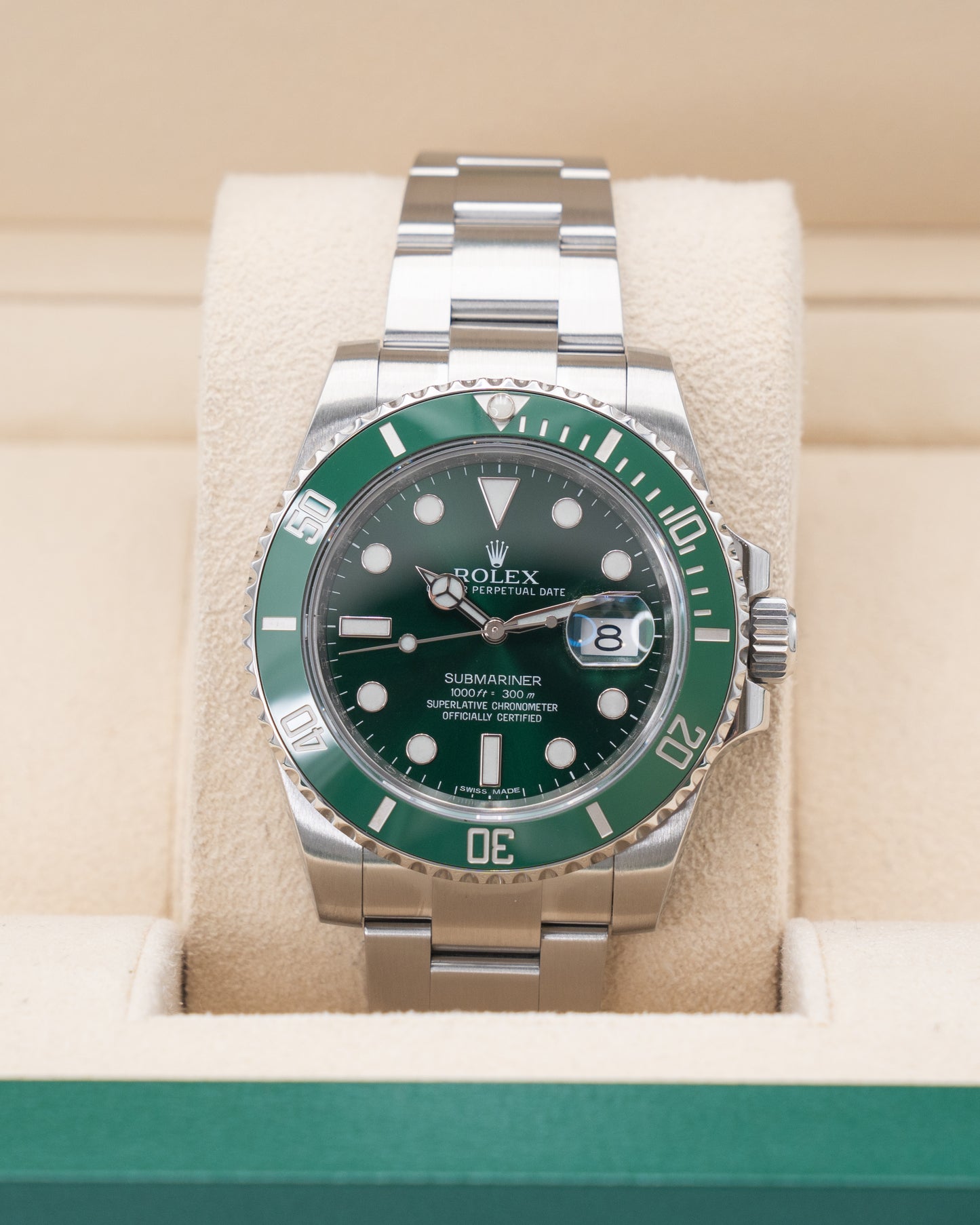 Rolex Submariner Date 40mm 116610LV Hulk Green Ceramic