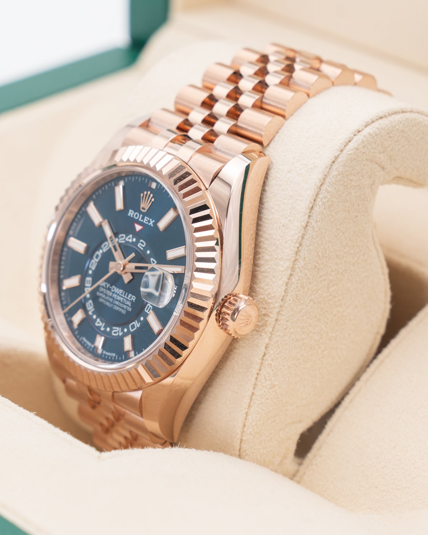 UNWORN Rolex Sky-Dweller 42mm 336935-0005 Rose Gold Blue Dial 2025
