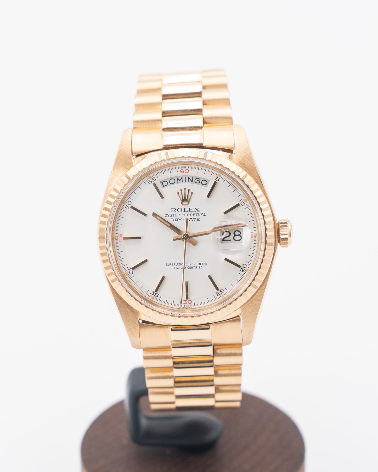 Rolex Day Date 36mm 1803 rare red letter Dial Cal 1556 Dated 1974