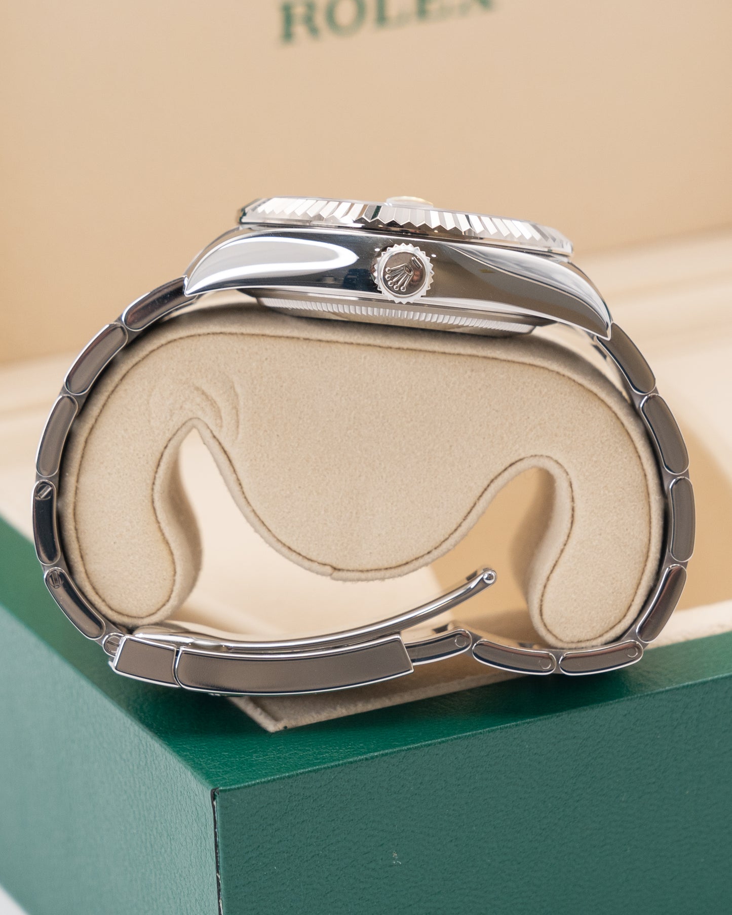 Rolex Skydweller 326934 Fluted Oyster White Dial 42mm 2018