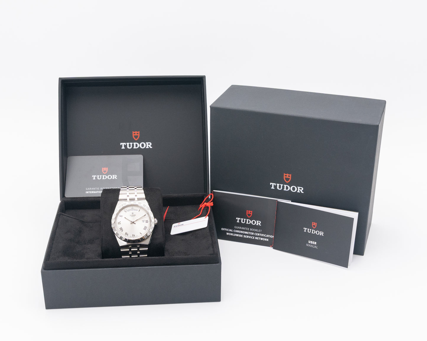 2025 UNWORN WITH STICKERS Tudor Royal 41mm 28600 Silver Dial 2025