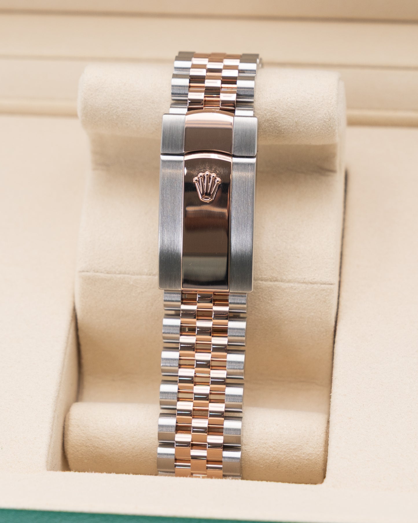 Rolex Datejust 41mm 126331 Rose Gold Two Tone Fluted Jubilee Wimbledon Dial 2025