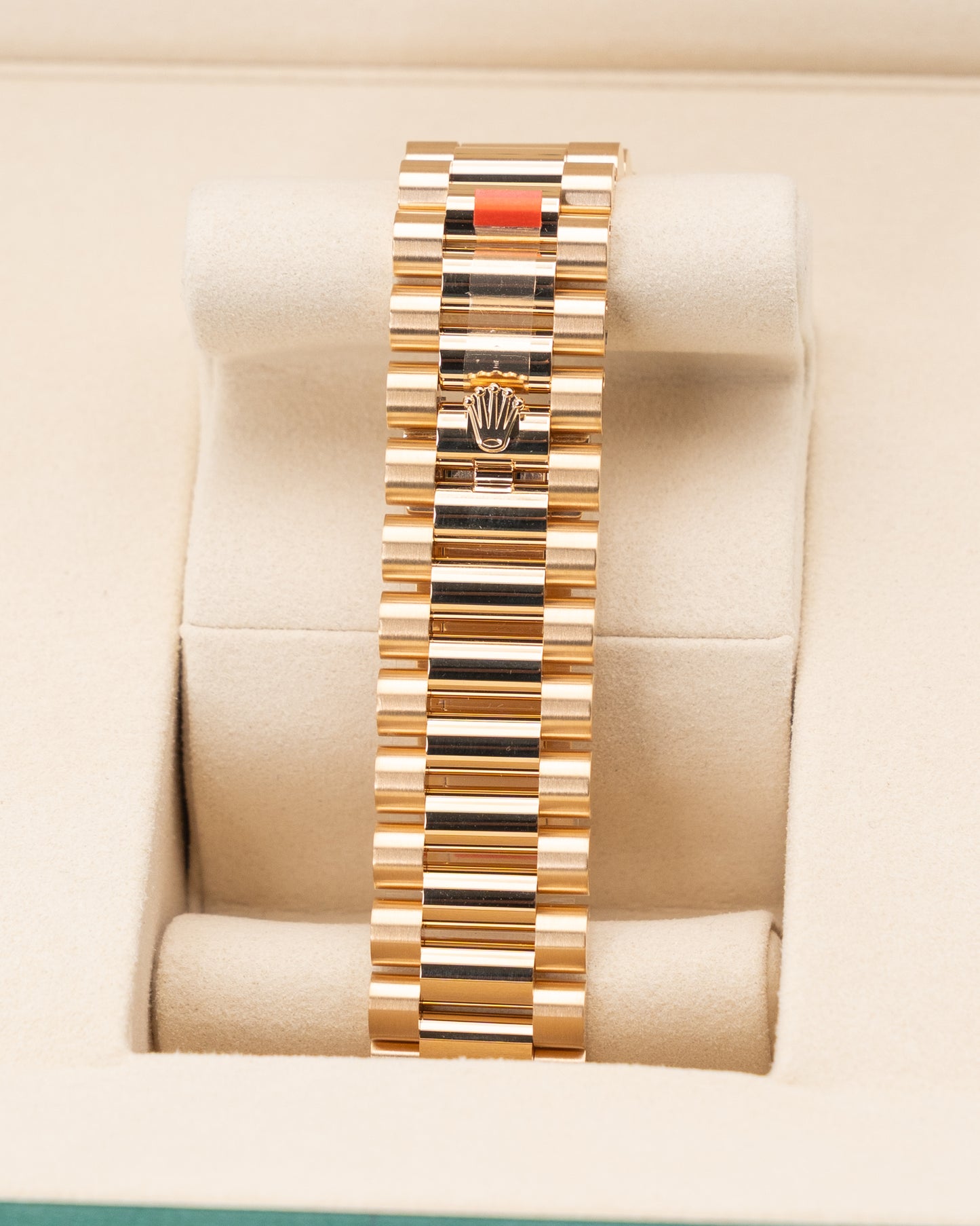 UNWORN STICKERS Rolex DayDate 40mm 228238 Yellow Gold Green Ombre 2025