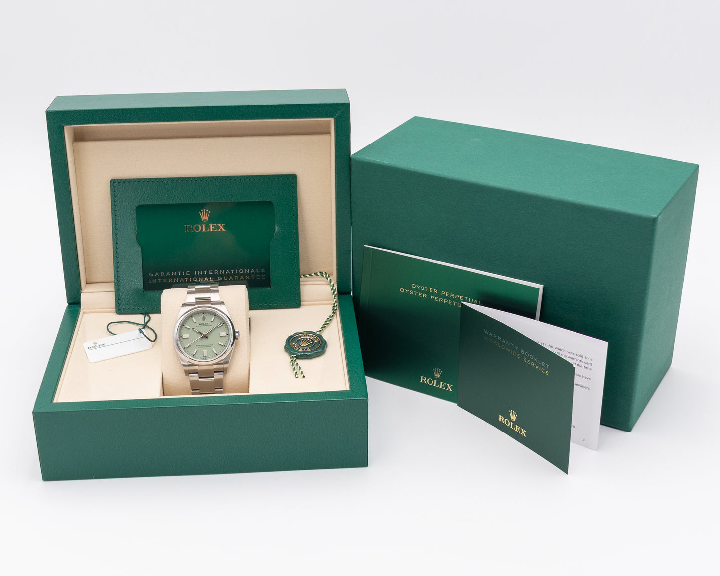 UNWORN Rolex Oyster Perpetual 36mm 126000 Pistachio Dial 2025