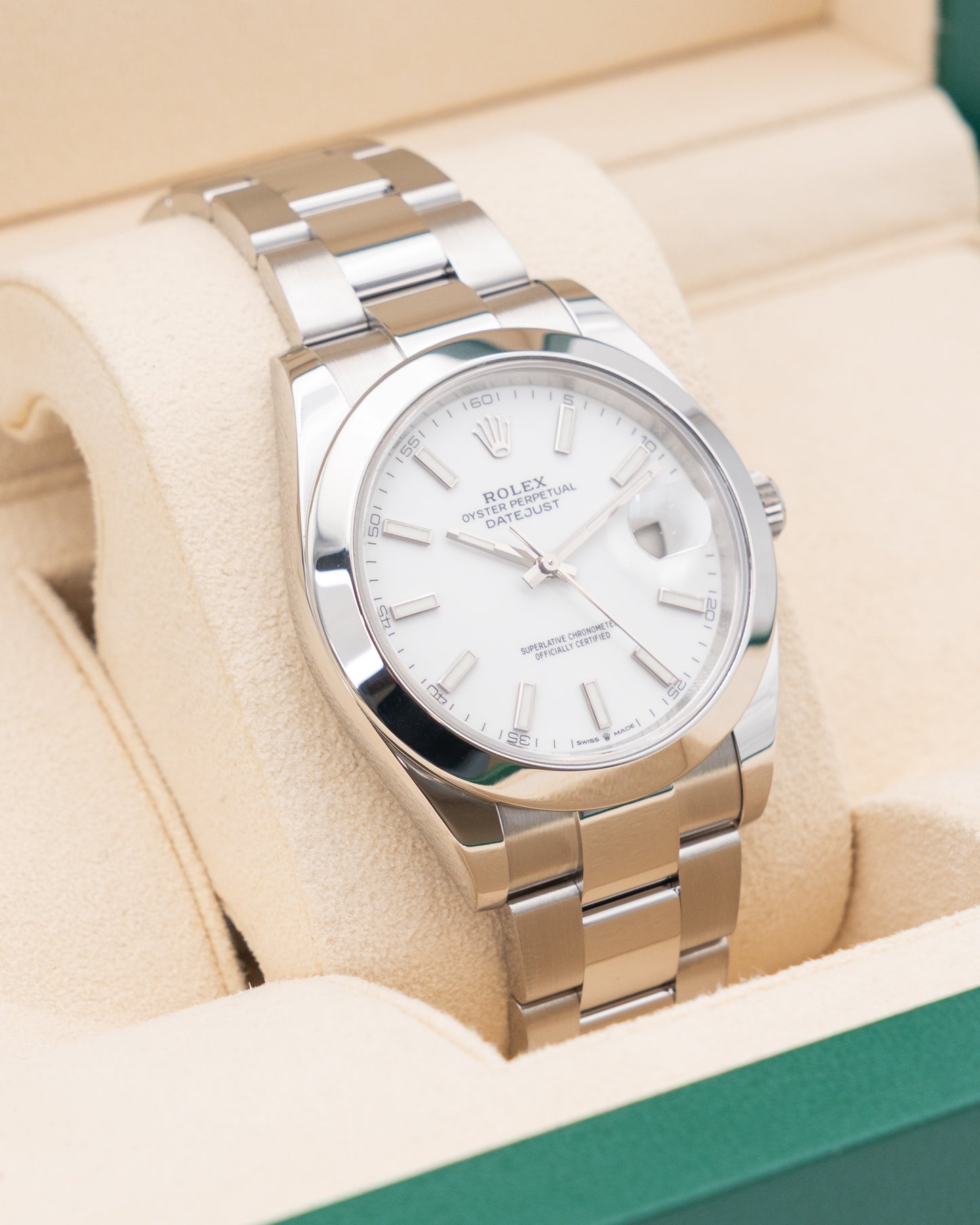 Rolex Datejust 41mm 126300 White Stick Dial Smooth Bezel Oyster 2023
