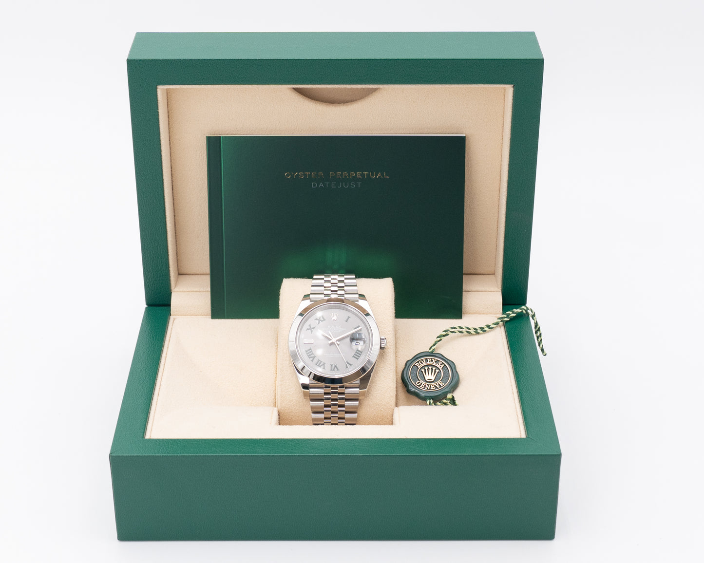 Rolex Datejust 41mm 126300 Wimbledon Dial Smooth Bezel Jubilee