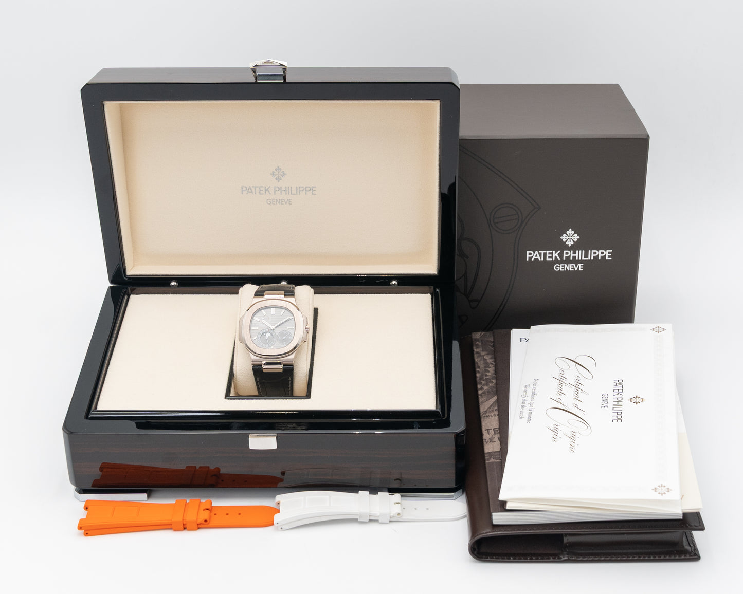 Patek Philippe 40mm 5712G White Gold Grey Dial 2021