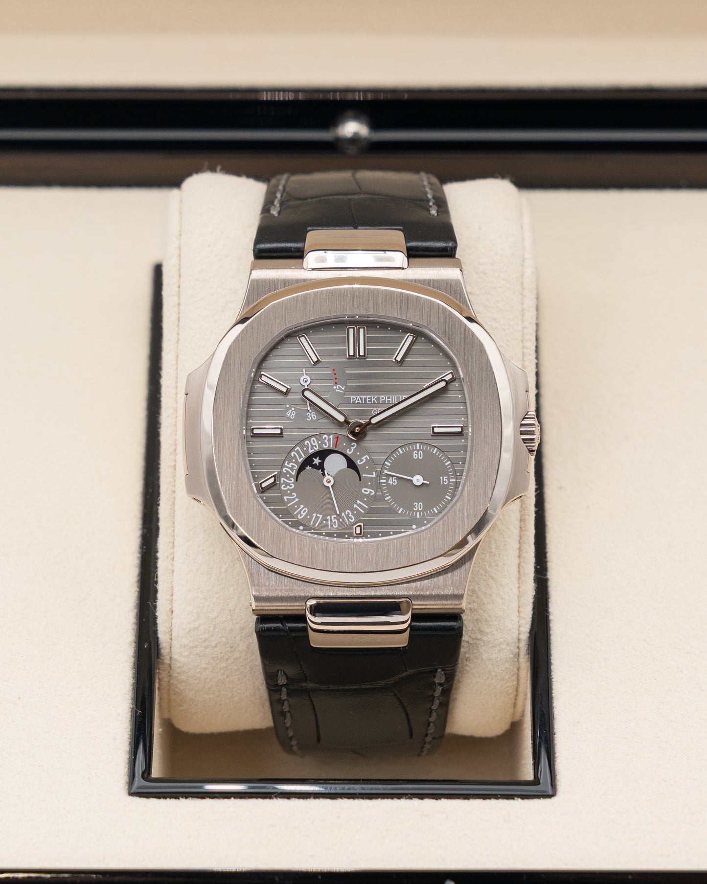 Patek Philippe 40mm 5712G White Gold Grey Dial 2021