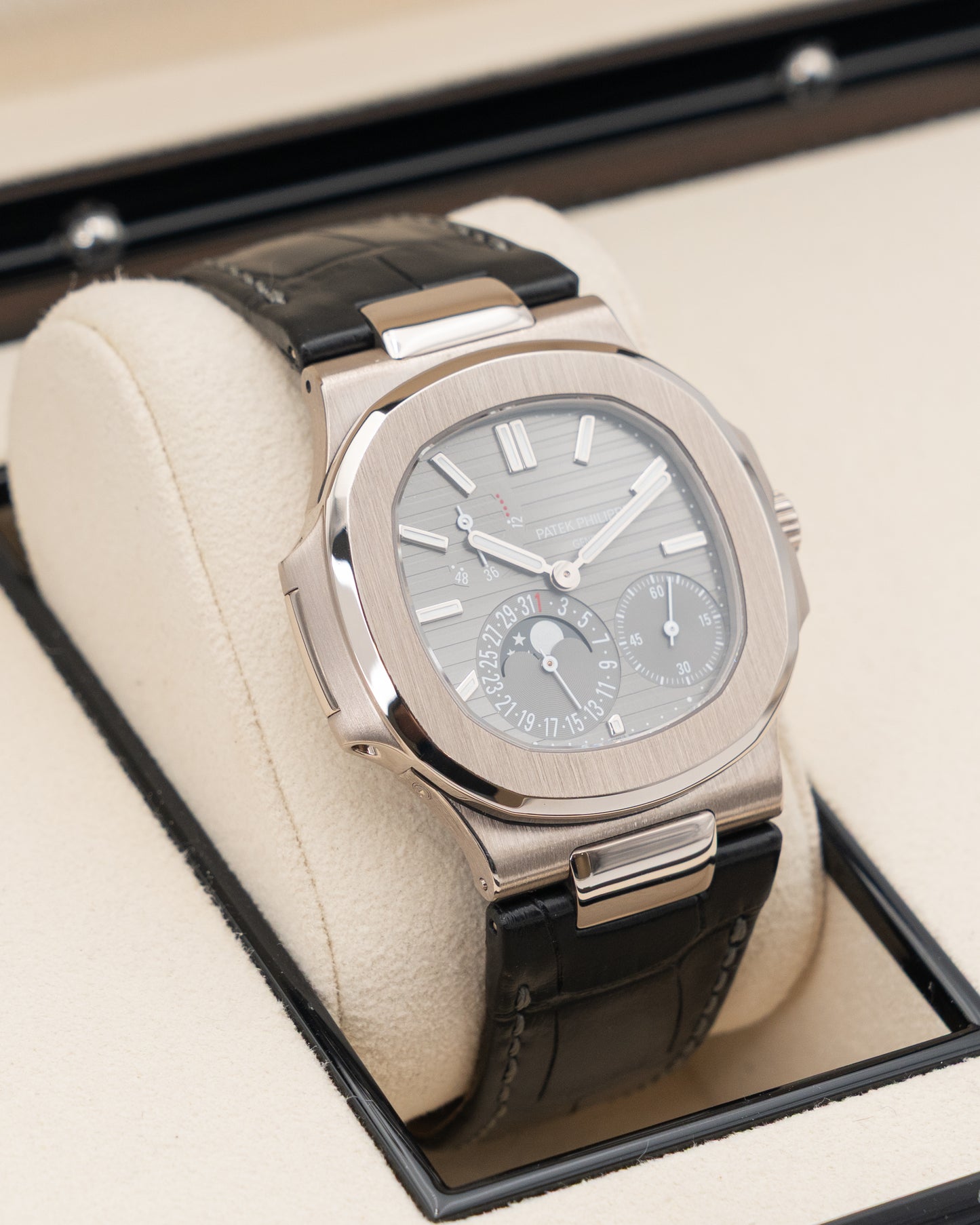 Patek Philippe 40mm 5712G White Gold Grey Dial 2021
