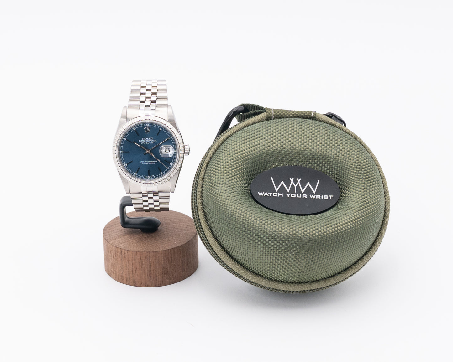 Rolex Datejust 36mm 16220 Blue Dial Engine Turn Bezel Jubilee