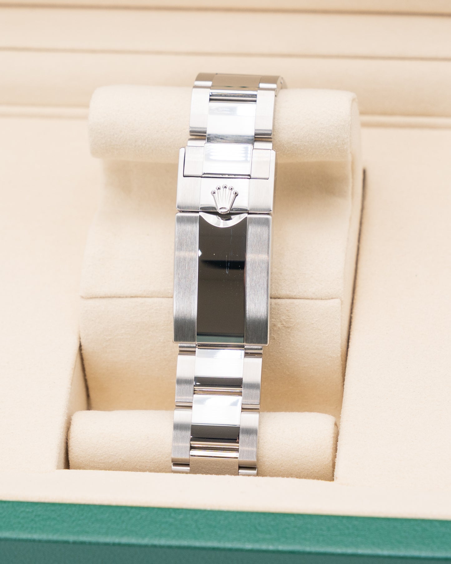 BRAND NEW UNWORN 2025 Rolex GMT Master II 40mm 126710GRNR Bruce Wayne Oyster 2025