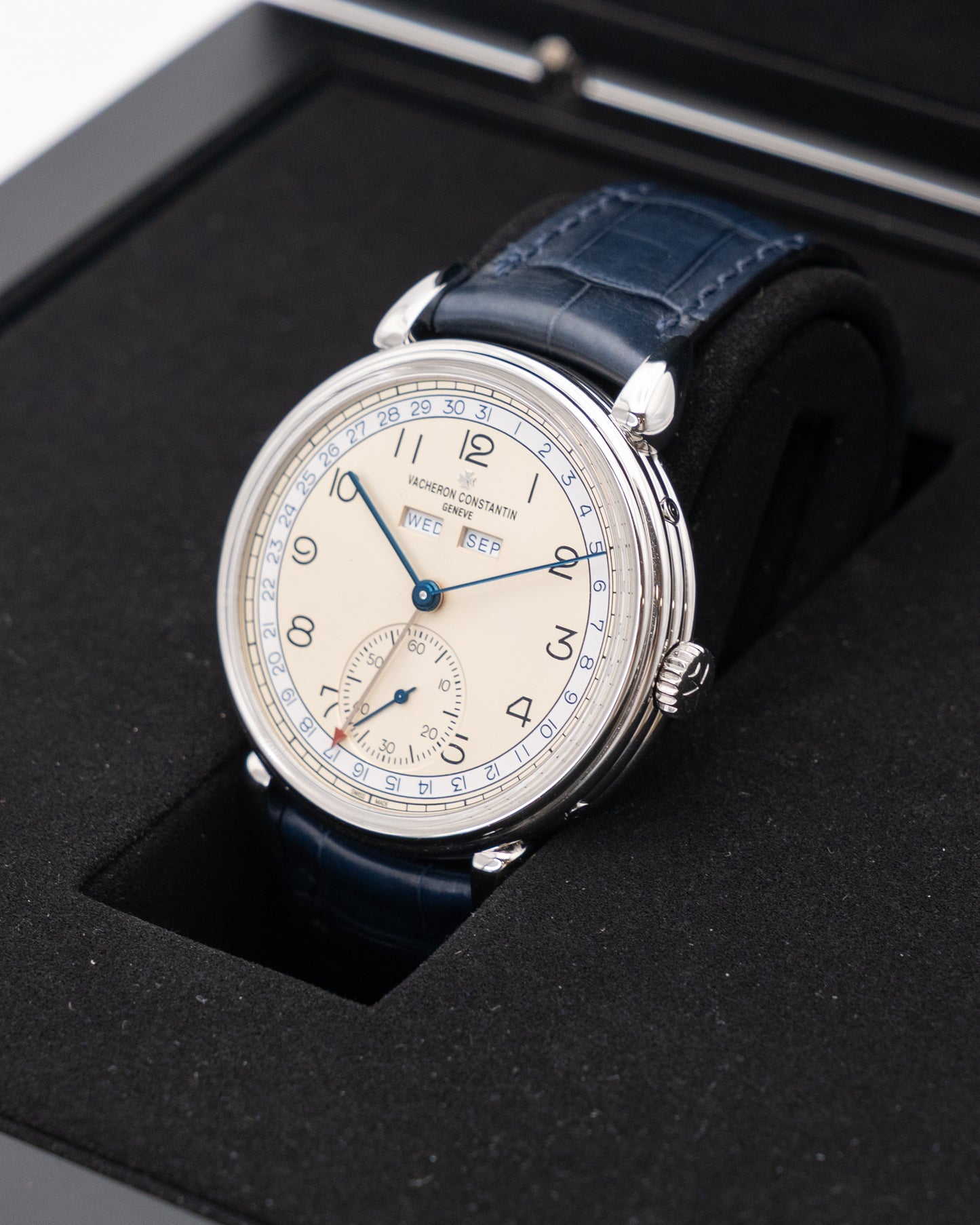 Vacheron Constantin Historiques Triple Calendrier 1942 40mm 3110V/000A-B426 Blue 2019