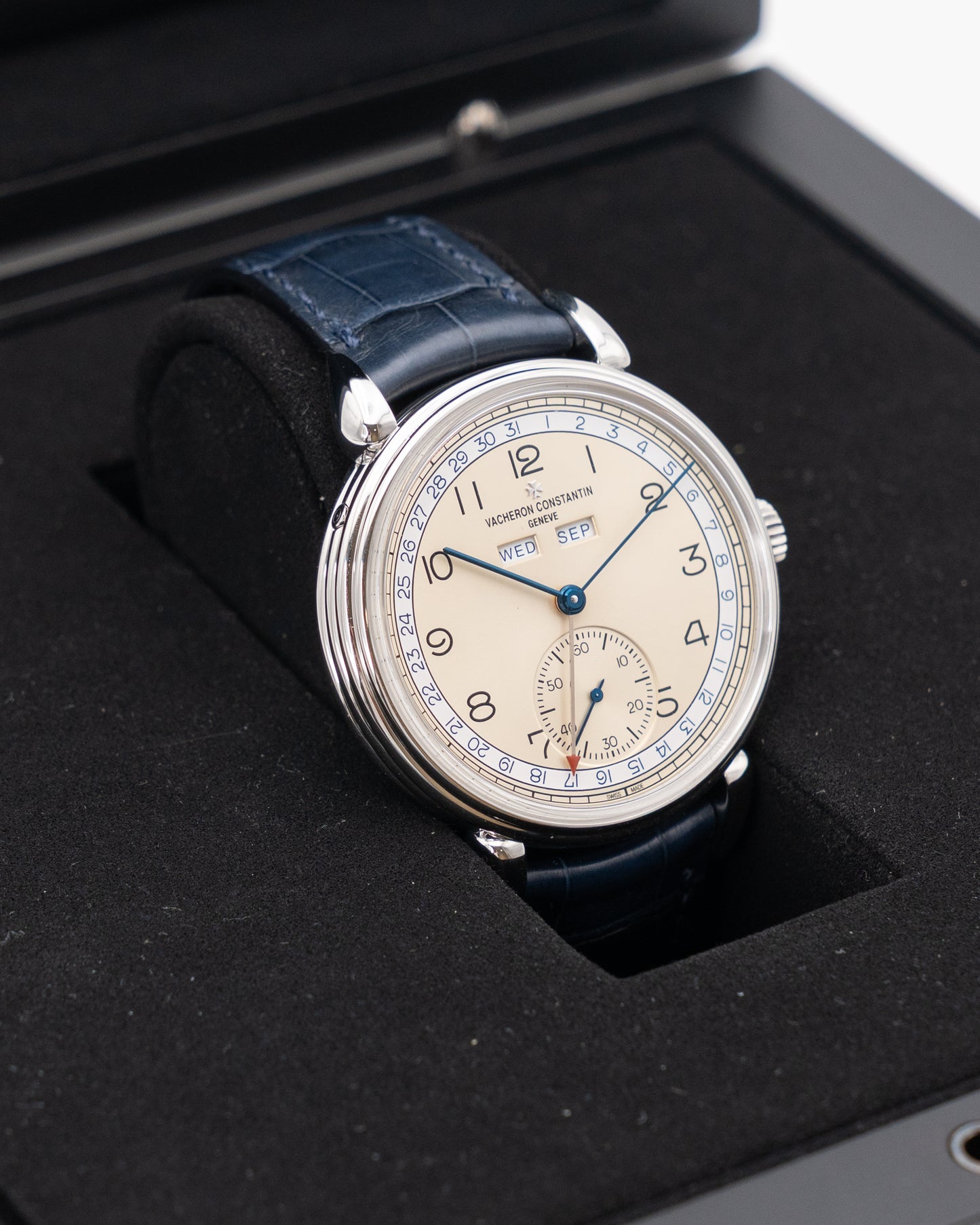 Vacheron Constantin Historiques Triple Calendrier 1942 40mm 3110V/000A-B426 Blue 2019