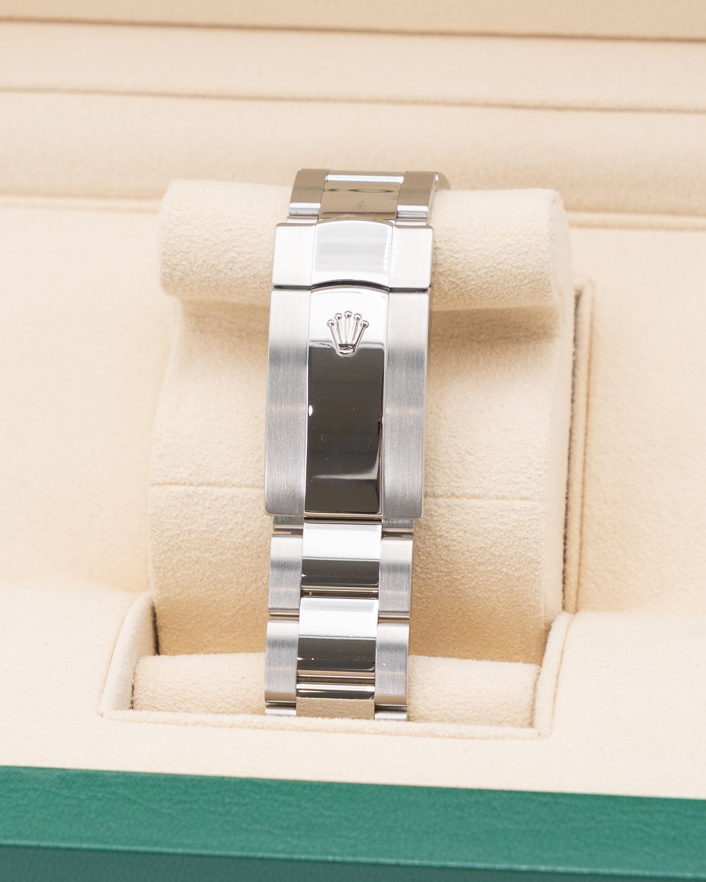 Rolex Skydweller 42mm 326934 Blue Dial FLuted Bezel Oyster 2019