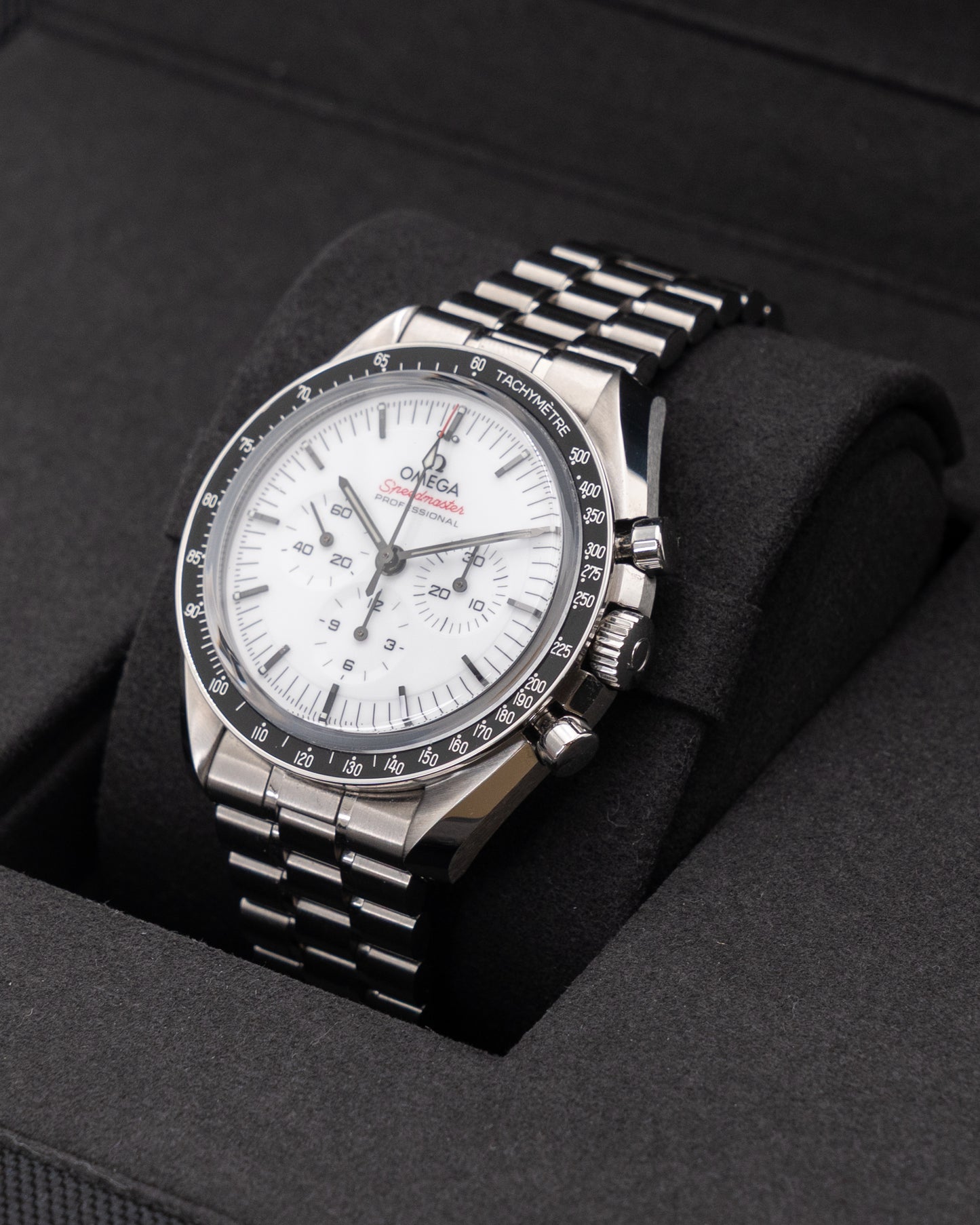 Omega Speedmaster 42mm 310.30.42.50.04.001 White Dial Professional Moonwatch Open Date