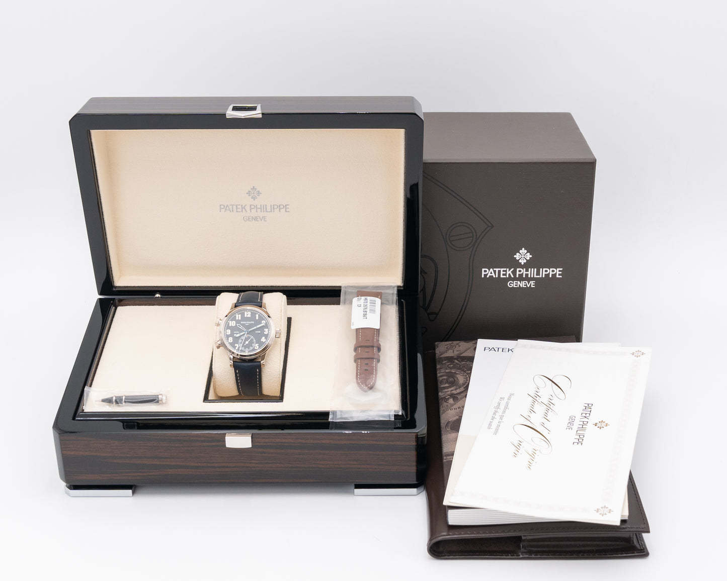 Patek Philippe Complications Calatrava Pilot Travel Time 37.5mm 7234G-001 White Gold Blue Dial 2022