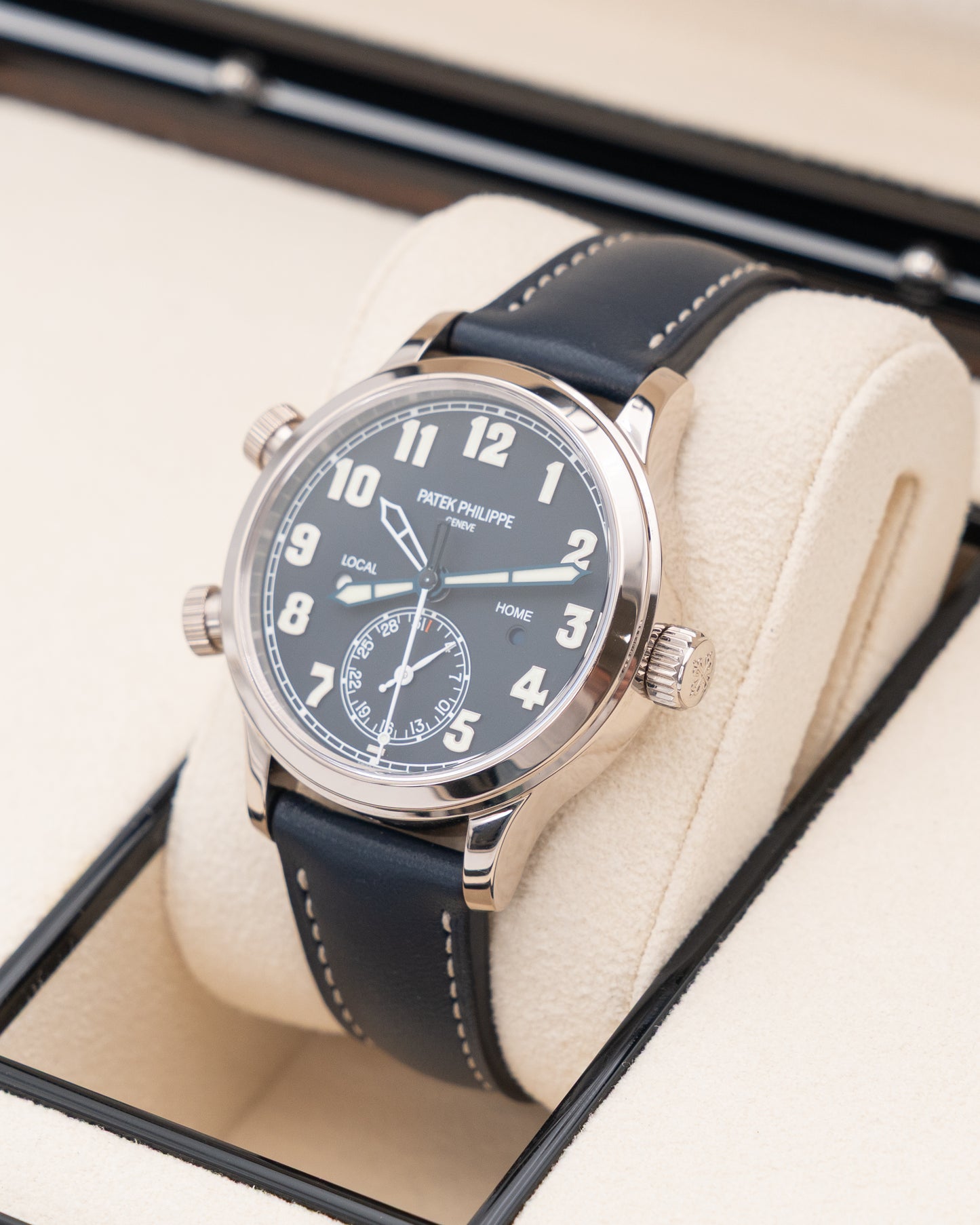 Patek Philippe Complications Calatrava Pilot Travel Time 37.5mm 7234G-001 White Gold Blue Dial 2022