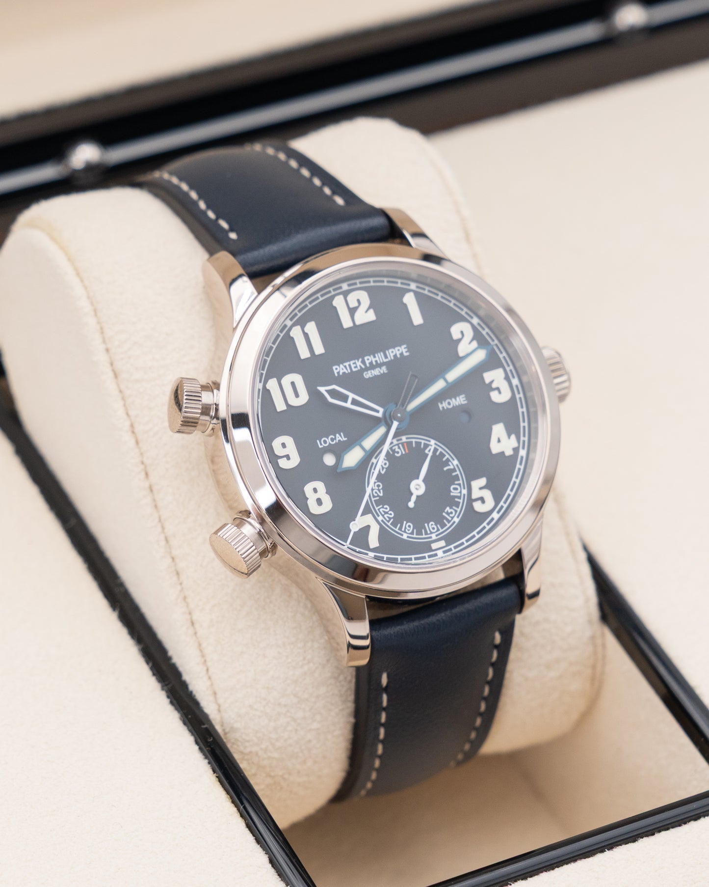 Patek Philippe Complications Calatrava Pilot Travel Time 37.5mm 7234G-001 White Gold Blue Dial 2022