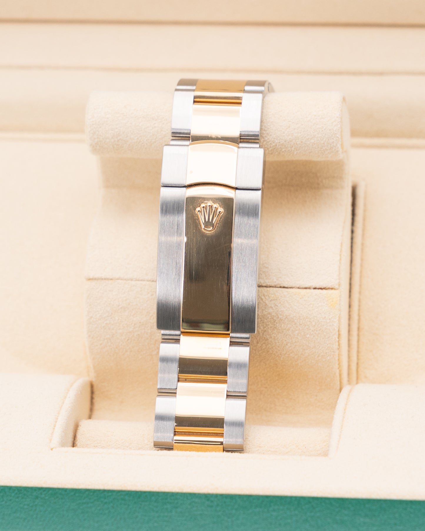 Rolex Skydweller 42mm 326933 Two Tone Yellow Gold Black Dial 2017
