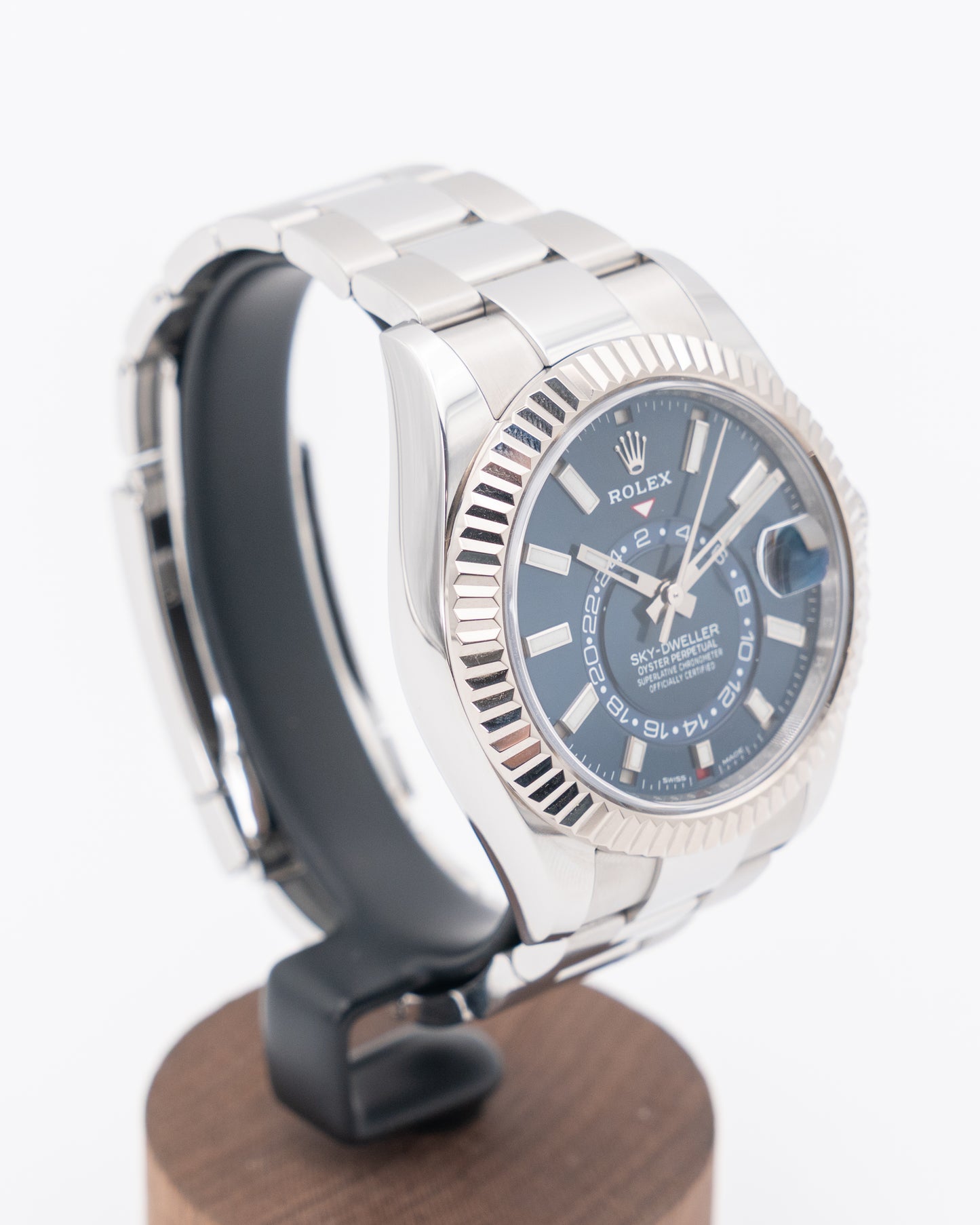 Rolex Skydweller 42mm 326934 Blue Dial Oyster Bracelet