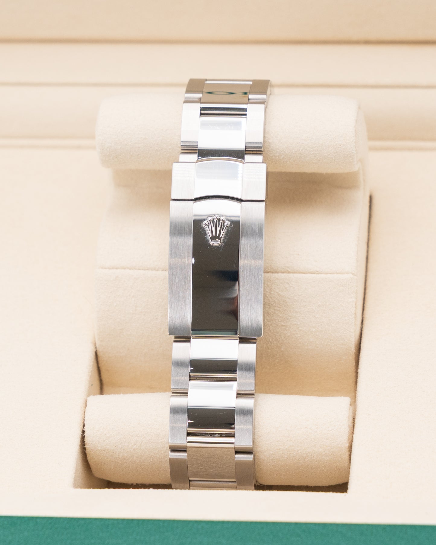 Rolex Datejust 41mm 126334 Mint Green on Oyster Bracelet 2025