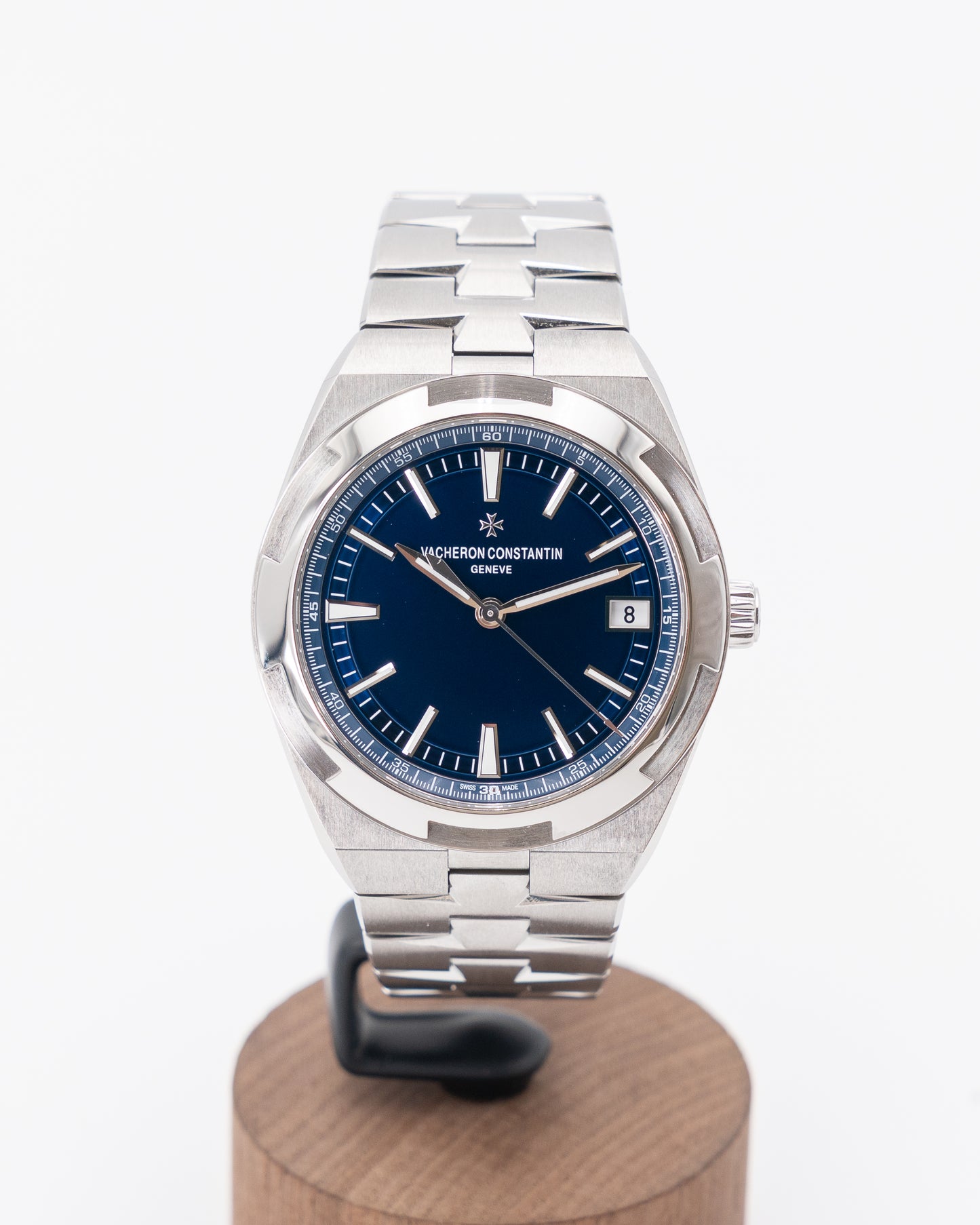 Vacheron Constantin Overseas 41mm 4500V/110A-B128 Blue Dial Time and Date 2018
