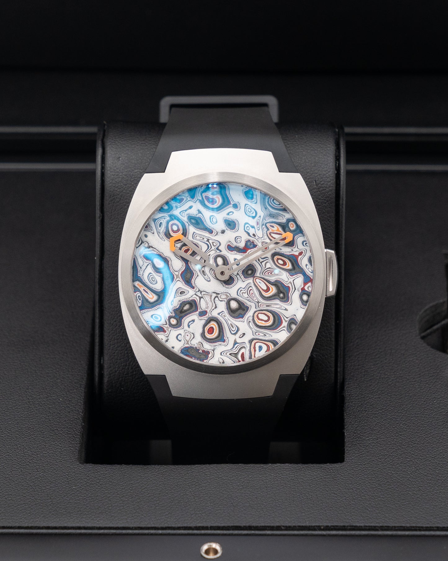 UNWORN Arcanaut Denmark ARC II Fordite Dial 2024