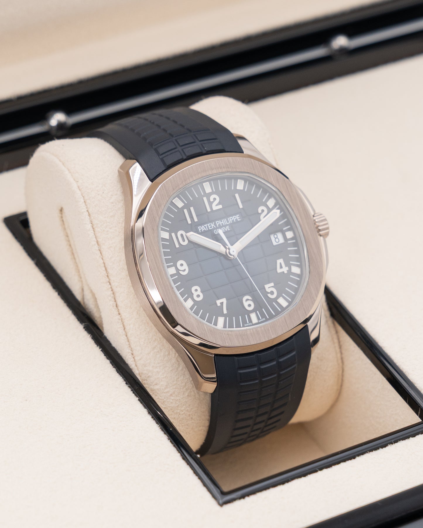 Patek Philippe Aquanaut 42mm 5168G White Gold / Blue 2020