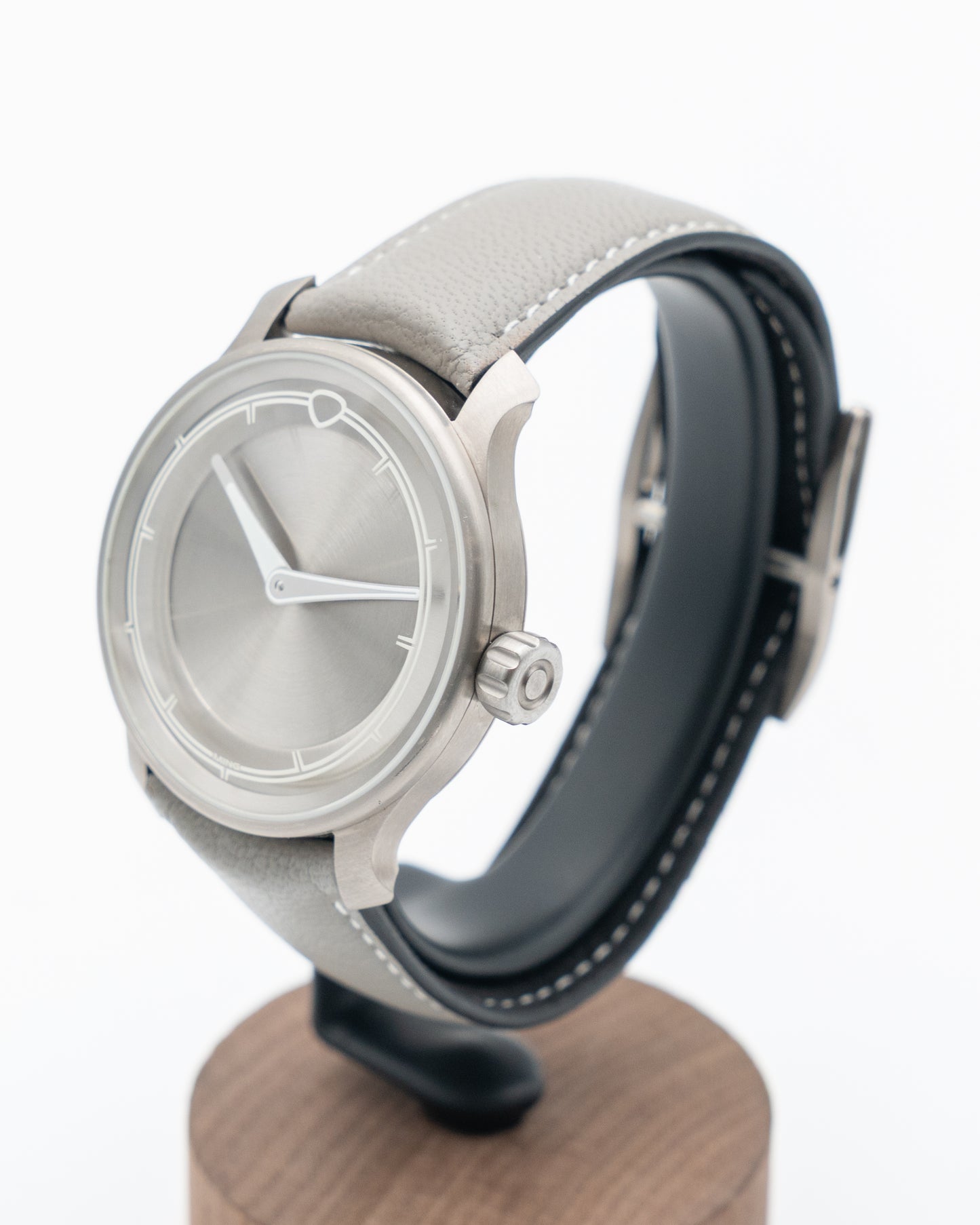 Ming 37.02 Titanium