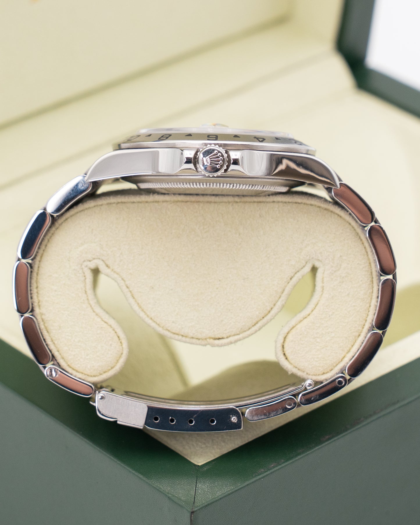 Rolex Explorer II 40mm 16570 Superluminova 3186 Movement 2007