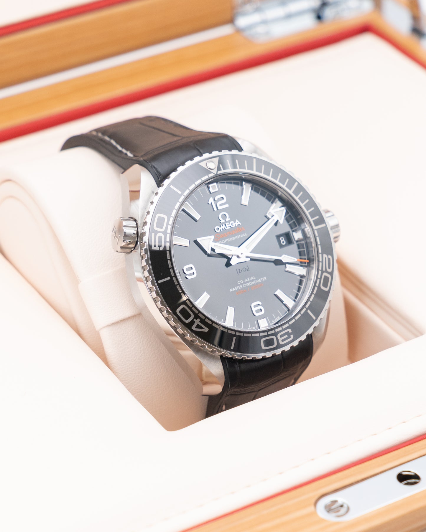 Omega Seamaster Planet Ocean 43.5mm 215.33.44.21.01.001 Black