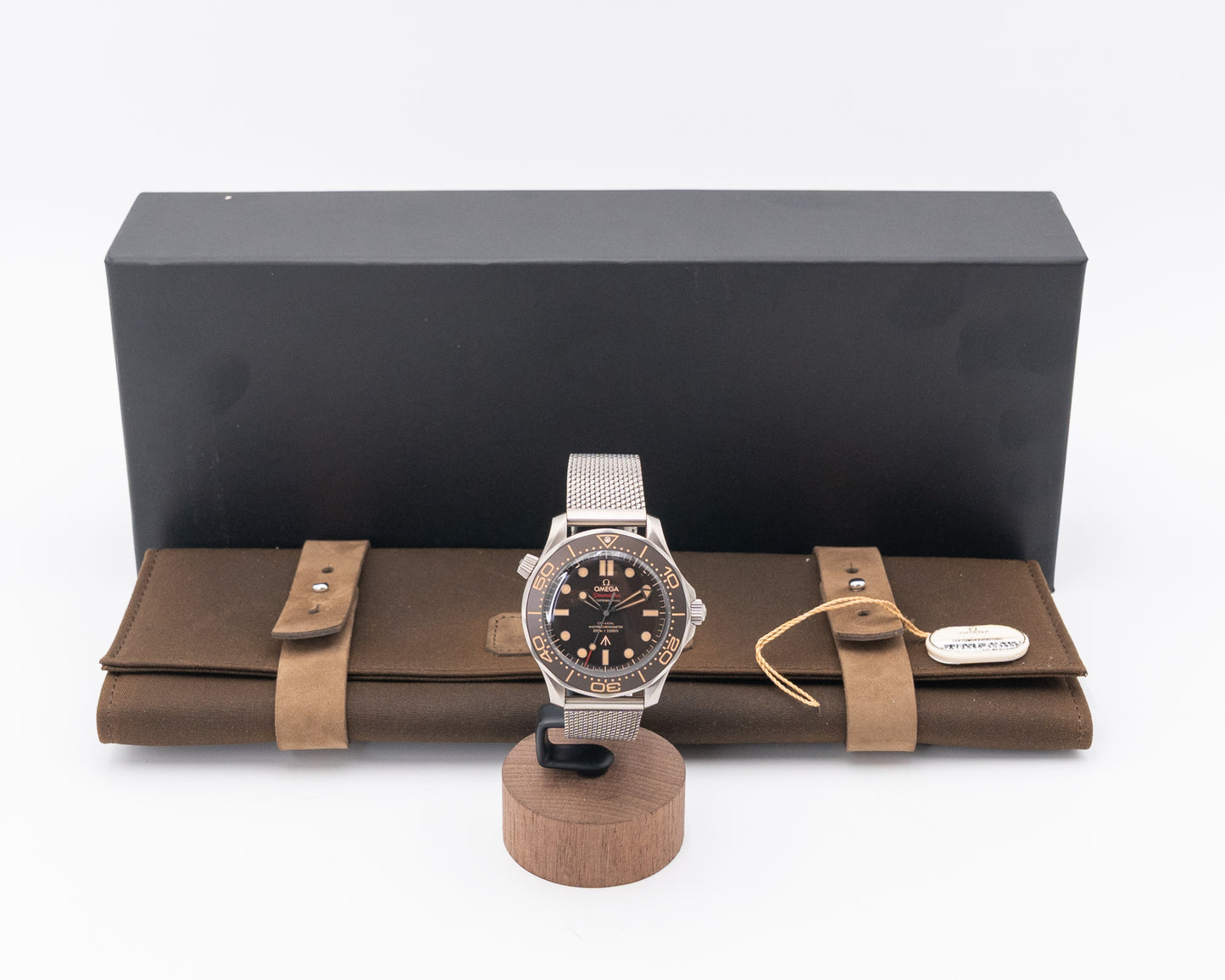 Omega Seamaster Diver 300m 42mm 210.90.42.20.01.001 James Bond 007 Edition Titanium 2025
