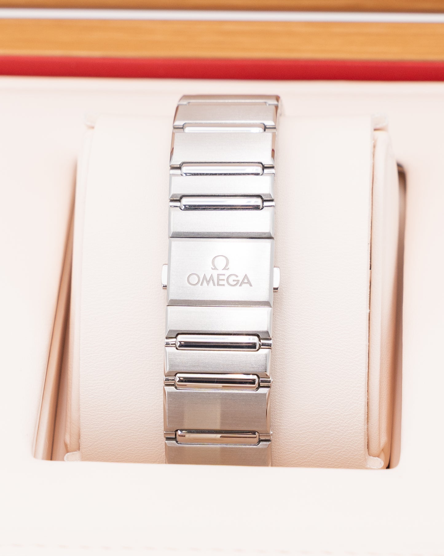Omega Constellation 41mm 131.30.41.21.04.001 White Dial 2025