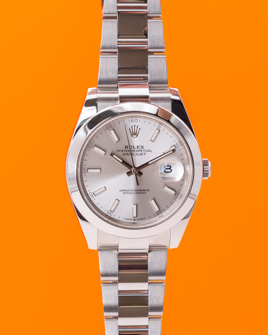 Rolex Datejust 41mm 126300 Silver Dial Oyster Smooth Bezel 2022