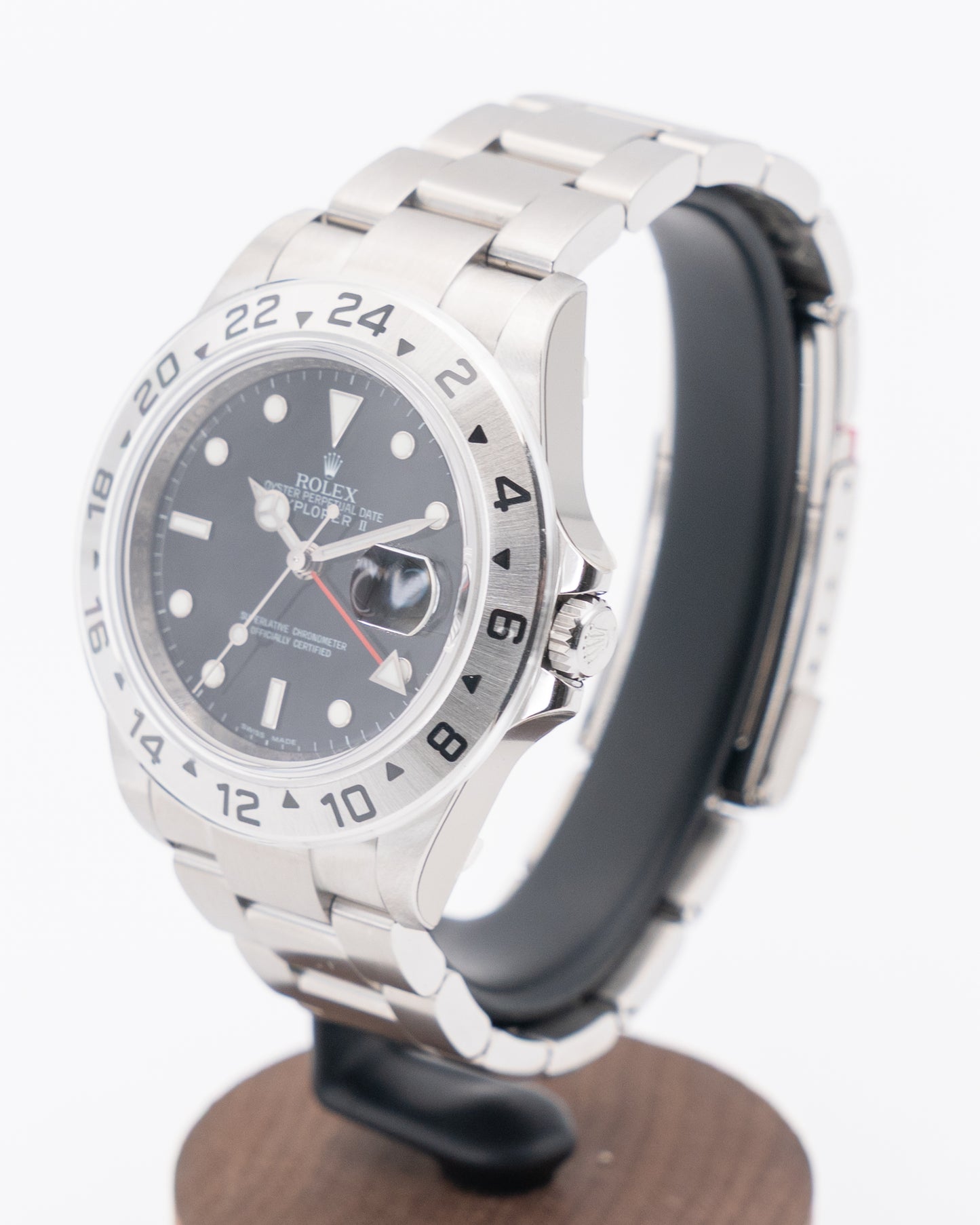 NOS / Stickered Rolex Explorer II 40mm 16570 Black Superluminova 3186 Movement V-Serial