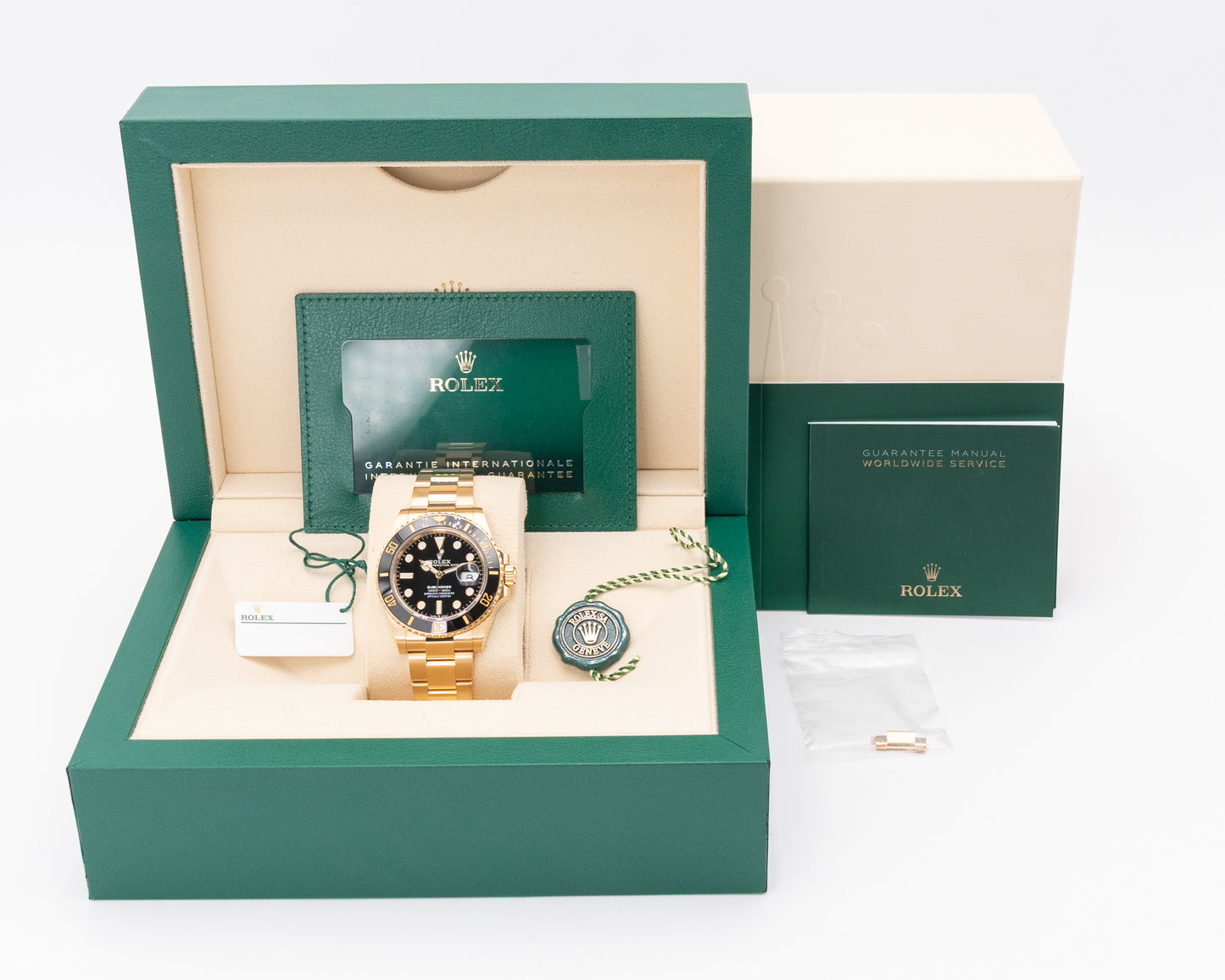 Rolex Submariner Date 41mm 126618LN Yellow Gold 2023