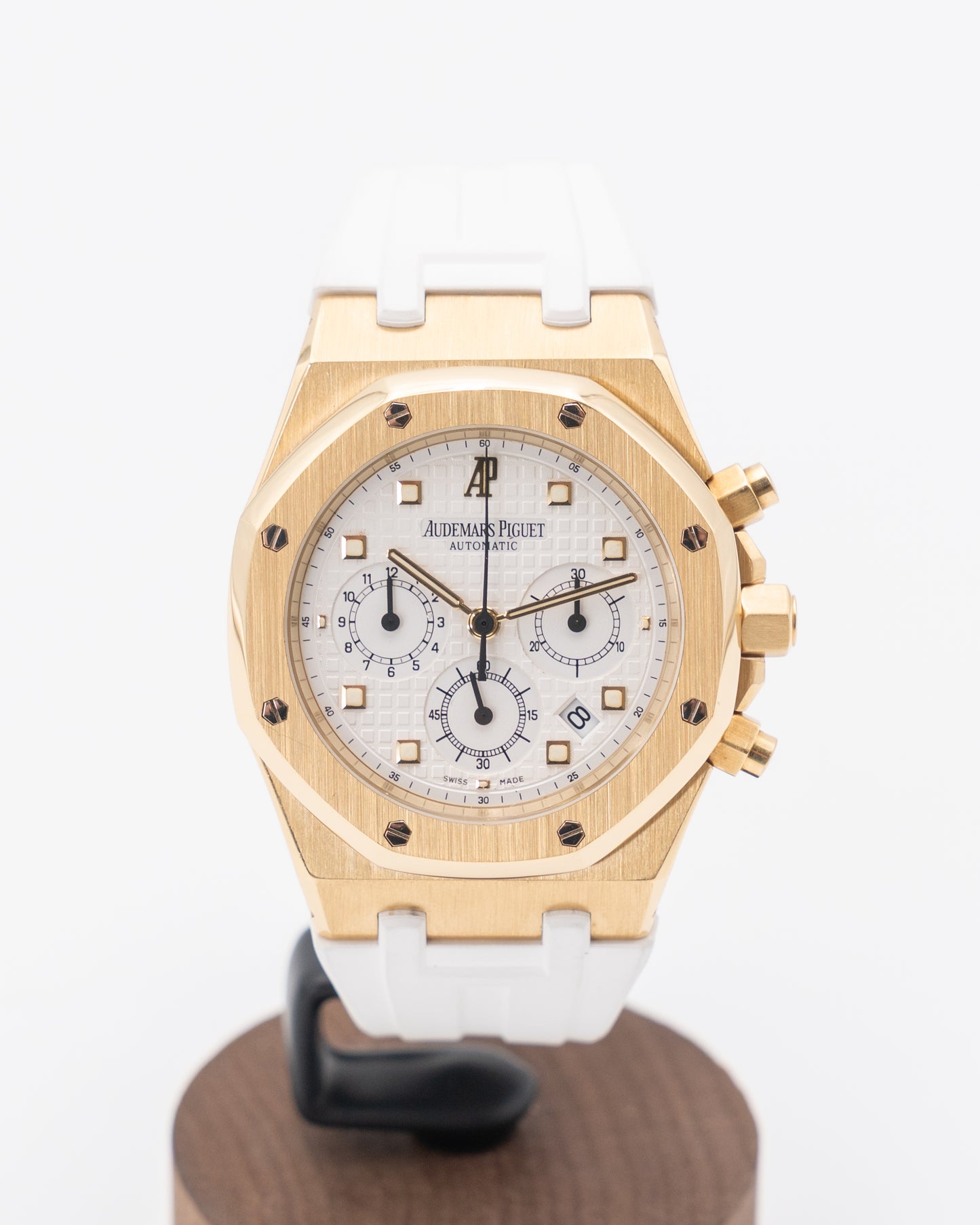 Audemars Piguet Royal Oak Chronograph 39mm 26022BA Yellow Gold 2003