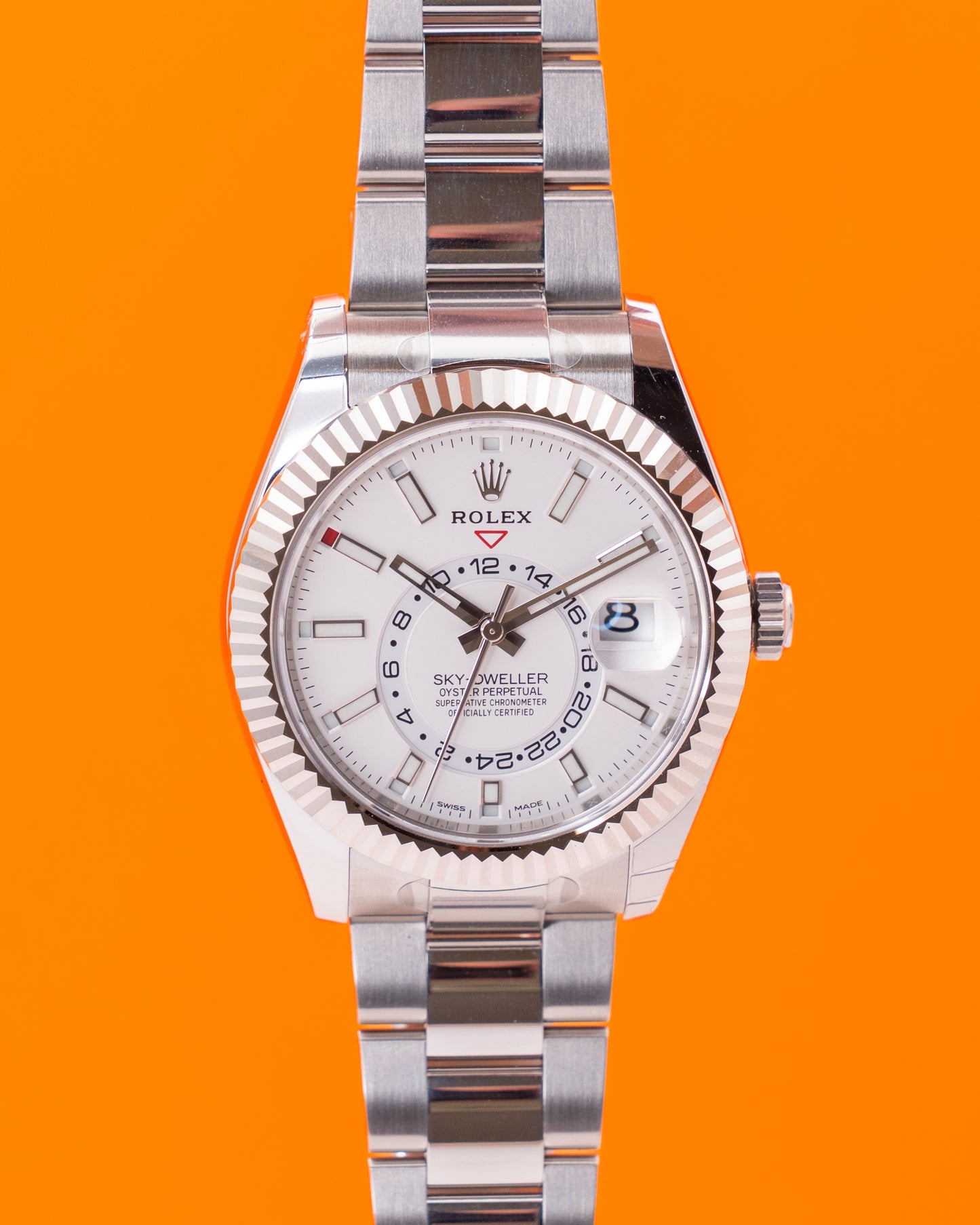 UNWORN NOS STICKERS Rolex Skydweller 42mm 326934 White Fluted Oyster 2020