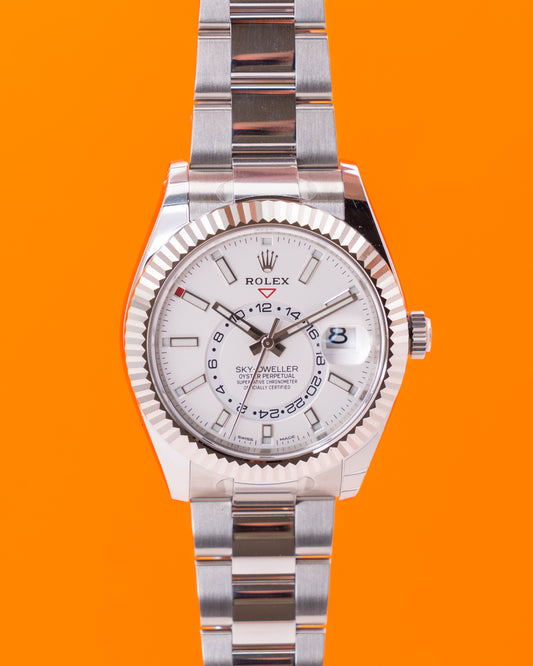 UNWORN NOS STICKERS Rolex Skydweller 42mm 326934 White Fluted Oyster 2020