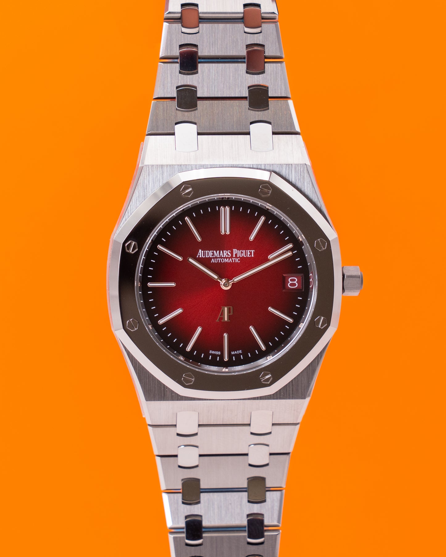 UNWORN Audemars Piguet Royal Oak Jumbo Extra Thin 39mm 16202XT Smoked Burgundy Dial